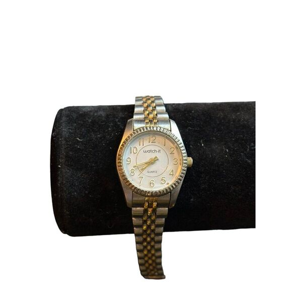 Watch-It Quartz Analog Watch With Two-Tone Stainless Steel Strap Case Diameter 1 - Picture 9 of 12